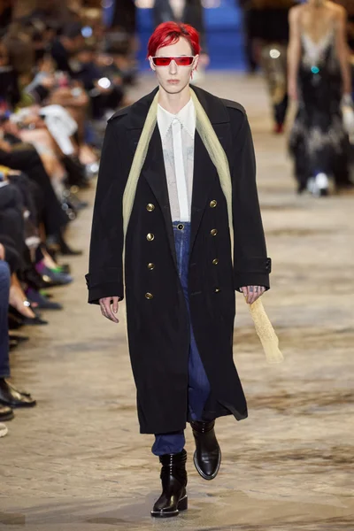Look 20